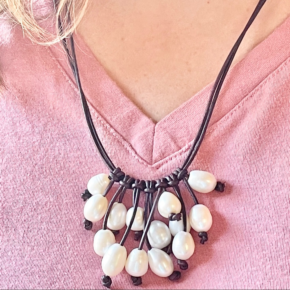 NEW Genuine Leather Pearl Simple Necklace - Picture 4 of 10